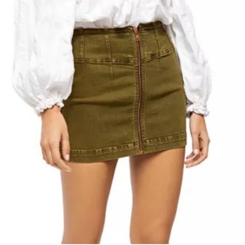 Free People We The Free Cadet Green Virgo Zip Front Mini Skirt Y2K Size 28/6